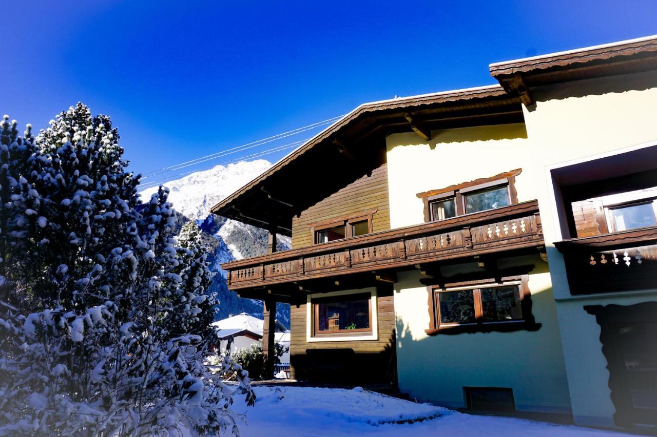 Berghaus Praxmarer Villa Längenfeld Exterior photo