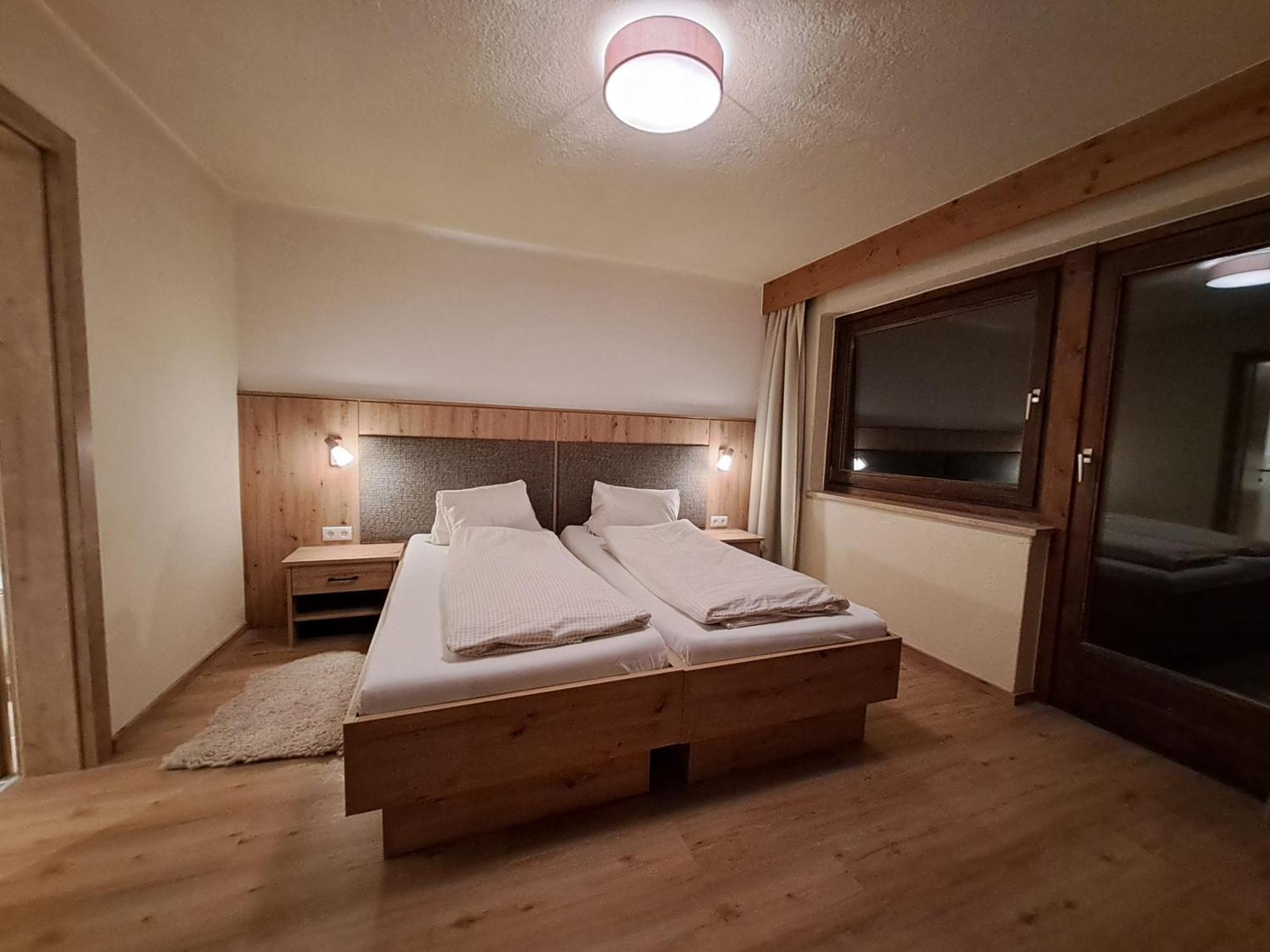 Berghaus Praxmarer Villa Längenfeld Room photo
